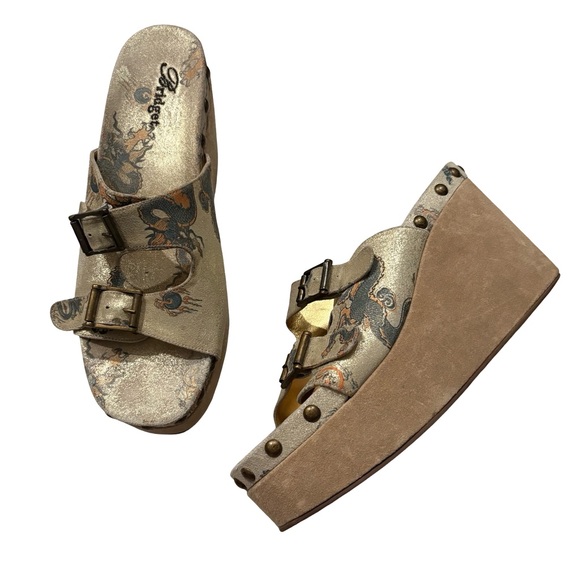 Bridget Shoes - Rare Vtg Bridget Platform Wedge Leather Sandals Dragon Tattoo Print, Sz 9